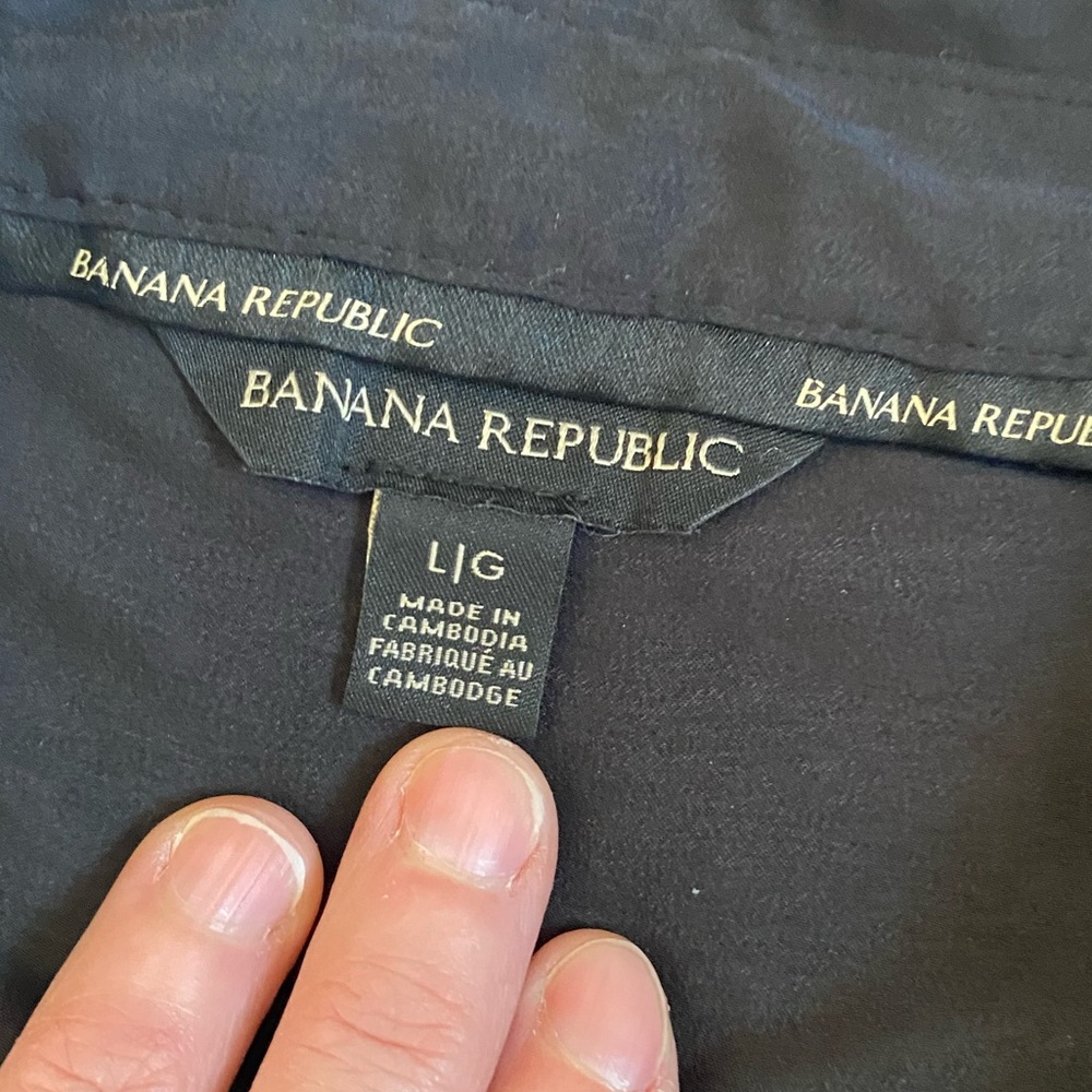 Banana Republic Black Long Sleeve Split Neck Collar Minimalist Blouse LG Witchy - Picture 9 of 16